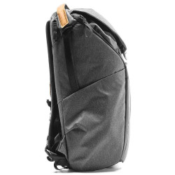 PEAK DESIGN EVERYDAY BACKPACK 30L Photo Backpack with company logo