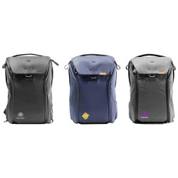 PEAK DESIGN EVERYDAY BACKPACK 30L Photo Backpack with company logo