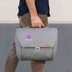 PEAK DESIGN EVERYDAY MESSENGER 13L Photo Bag with company logo