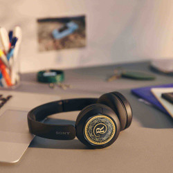 SONY WH-CH520 Wireless On-Ear Headphones with doming sticker