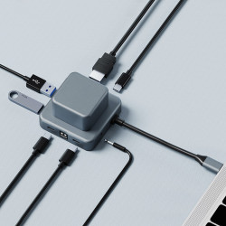 XOOPAR CUBBI Hub eco aluminum promotional gift with an advertising logo