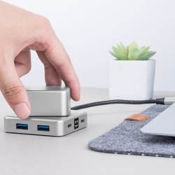XOOPAR CUBBI Hub eco aluminum promotional gift with an advertising logo